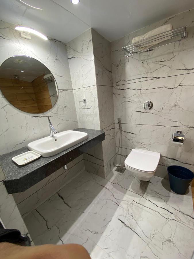 Hotel Apex International Vadódara Exteriér fotografie